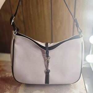 Elegant Cream Shoulder Bag